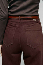 Load image into Gallery viewer, Slope Curve Jeans HJ039