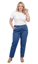Load image into Gallery viewer, Women's Lightweight Pull-On Denim Jeans with Elastic Waist – Relaxed Fit Stretch Jeans for Casual Everyday Wear