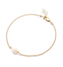 Load image into Gallery viewer, Single Round Pearl sparkle bracelet, Lindsay pearl and rhinestone crystal bracelet