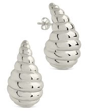 Load image into Gallery viewer, Corinne Twisted Polished Earrings