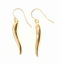 Load image into Gallery viewer, Italian Horn earrings