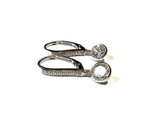 Load image into Gallery viewer, Avery Pearl Drop earrings