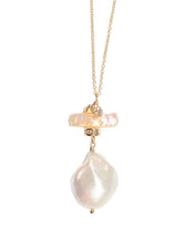 Load image into Gallery viewer, Baroque Pearl necklace
