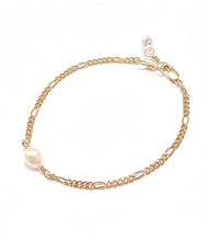 Load image into Gallery viewer, Keshi Pearl Figaro Chain bracelet