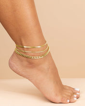 Load image into Gallery viewer, Adalina Three Chain Anklet Set