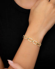 Load image into Gallery viewer, Fiona CZ Statement Chain Link Bracelet