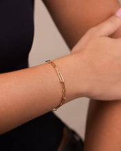 Load image into Gallery viewer, Sterling Silver Paperclip Chain Bracelet
