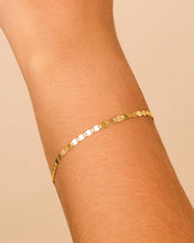 Load image into Gallery viewer, Sterling Silver Estela Confetti Chain Bracelet