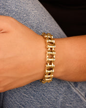Load image into Gallery viewer, Bolt Watch Band Chain Bracelet
