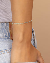 Load image into Gallery viewer, Delicate Link Bracelet
