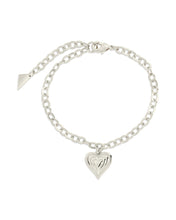 Load image into Gallery viewer, Beating Heart Charm Bracelet