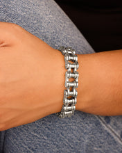 Load image into Gallery viewer, Bolt Watch Band Chain Bracelet