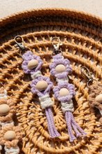 Load image into Gallery viewer, Flora Macrame Keychain