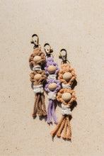 Load image into Gallery viewer, Flora Macrame Keychain