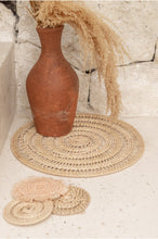 Load image into Gallery viewer, Woven Rattan Coaster Set