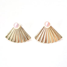 Load image into Gallery viewer, Keshi Pearl Secret Fan Ear Jacket stud earrings