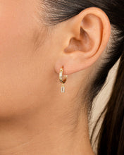 Load image into Gallery viewer, Sterling Silver Oaklyn Micro Hoops