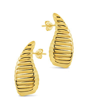 Load image into Gallery viewer, Vale Textured Stud Earrings