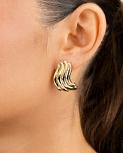 Load image into Gallery viewer, Sylvie Ripple Statement Studs
