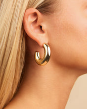 Load image into Gallery viewer, Avril Elongated Chunky Hoop Earrings