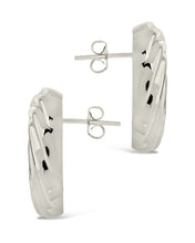 Load image into Gallery viewer, Cruller Stud Earrings