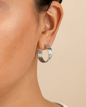Load image into Gallery viewer, Katya Textured Hoop Earrings