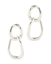 Load image into Gallery viewer, Cruz Double Link Drop Studs