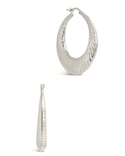 Load image into Gallery viewer, Delia Textured Hoop Earrings