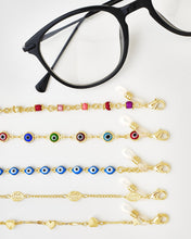 Load image into Gallery viewer, Delicate Stationed Leaf Sunglass Chain