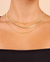 Load image into Gallery viewer, Everly Layered Herringbone Chain Necklace