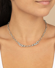 Load image into Gallery viewer, Samar CZ-Encrusted Chain Link Necklace