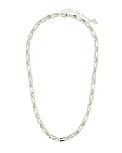 Load image into Gallery viewer, Elara Bold Paperclip Chain Necklace