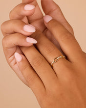 Load image into Gallery viewer, Sterling Silver Open Chain Link Ring