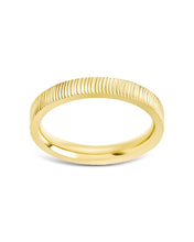 Load image into Gallery viewer, Herringbone Ribbed Ring