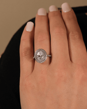 Load image into Gallery viewer, Sterling Silver Cohen CZ Ring