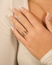Load image into Gallery viewer, Sterling Silver Parallel Bar Ring