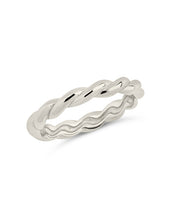 Load image into Gallery viewer, Sterling Silver Nixie Twist Band Ring