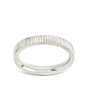 Load image into Gallery viewer, Herringbone Ribbed Ring