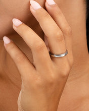 Load image into Gallery viewer, Textured Spinner Ring