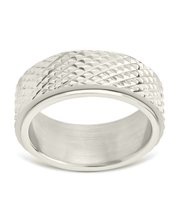 Load image into Gallery viewer, Textured Spinner Ring