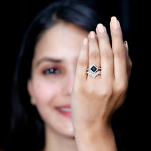 Load image into Gallery viewer, 0.5 Carat Black Onyx and Moissanite Statement Wedding Ring Set