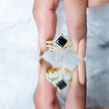 Load image into Gallery viewer, 0.5 Carat Black Onyx and Moissanite Statement Wedding Ring Set