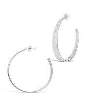Load image into Gallery viewer, Graduating Hoop Earrings