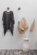 Load image into Gallery viewer, Abstract Kimono