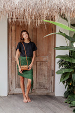 Load image into Gallery viewer, Ulan Rattan Purse