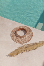 Load image into Gallery viewer, Ombre Holiday Papale Sun Hat