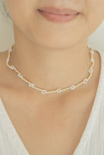 Load image into Gallery viewer, Flora Beaded Necklace