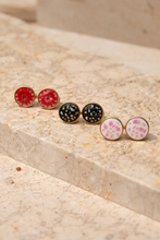 Load image into Gallery viewer, Wildflower Gold Stud Earrings