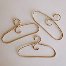 Load image into Gallery viewer, Traditional Rattan Hanger