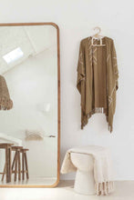Load image into Gallery viewer, Abstract Kimono